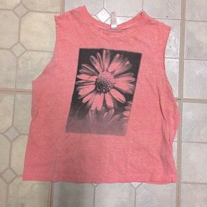 (211) Xhilaration Crop Top